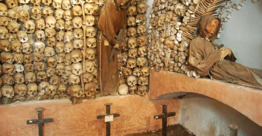 Rome: Guided Catacombs Tour & Capuchin Crypt (Audio Guide) - Who this tour suits (and who should skip it)