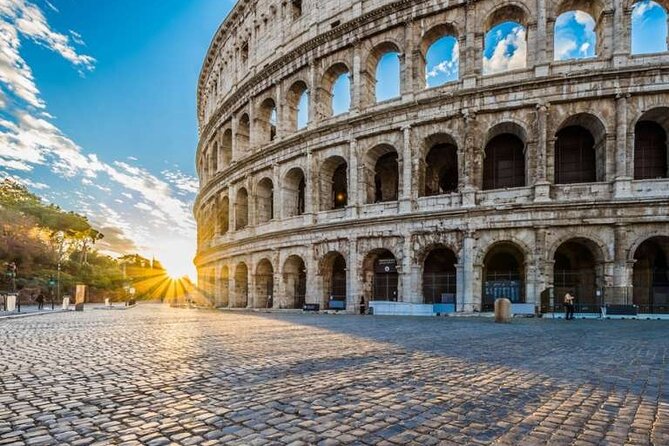 Rome: Hosted Access to the Colosseum with Audio Guide - Meeting point at Caffè Roma (Via del Colosseo 31)