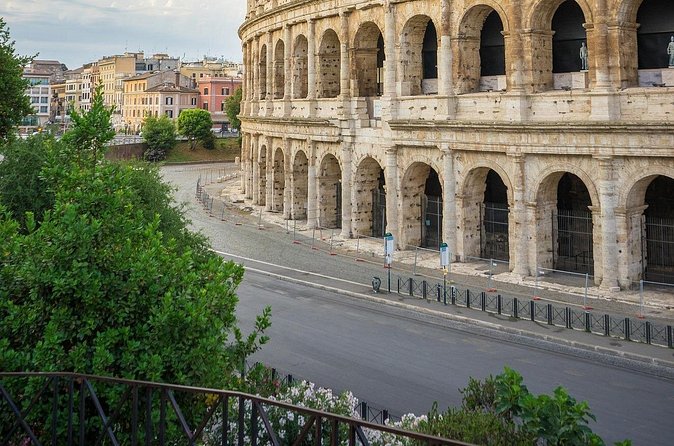 Rome: Hosted Access to the Colosseum with Audio Guide - Price and value: what you’re really paying for