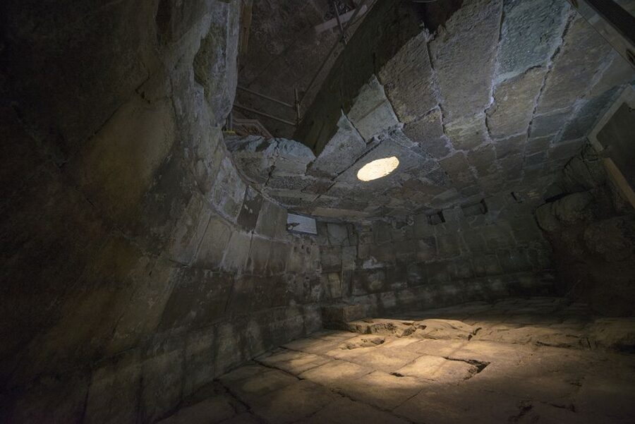 Rome: Mamertime Prison Entrance Ticket with Audio guide - Carcer Tullianum: Rome’s oldest prison in one tight visit