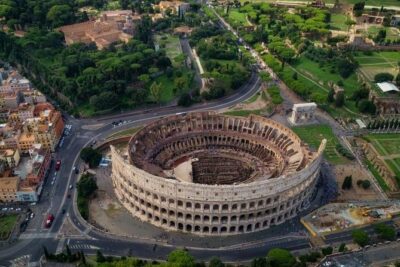 Rome Panoramic Bus Tour & Colosseum Arena Visit with Audio Guide - Getting your bearings on the panoramic bus (24 hours to roam)