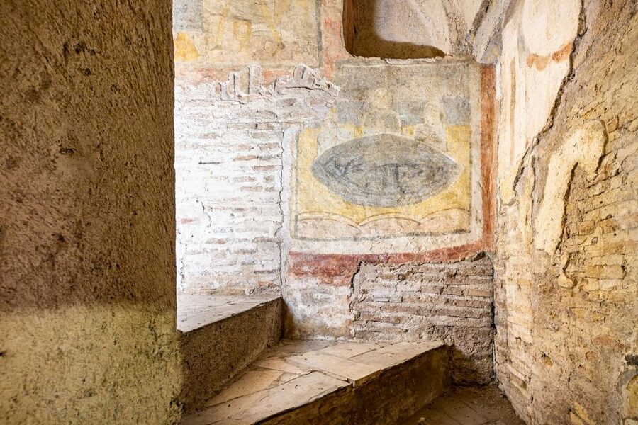 Rome: Roman House of the Celio Hill Ticket & App Audioguide - Accessibility and comfort underground