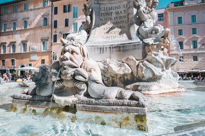 Rome's Ancient Temple, Pantheon Fast Track Entry with Audio Guide - Statues along the interior: how to make the most of a self-guided walk