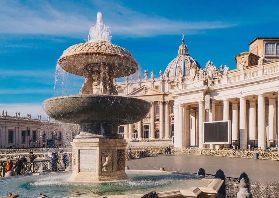 Rome: Sistine Chapel, Vatican Museums Entry, & Audioguide - Dress Code and Bag Reality: The Stuff That Can Ruin Your Morning