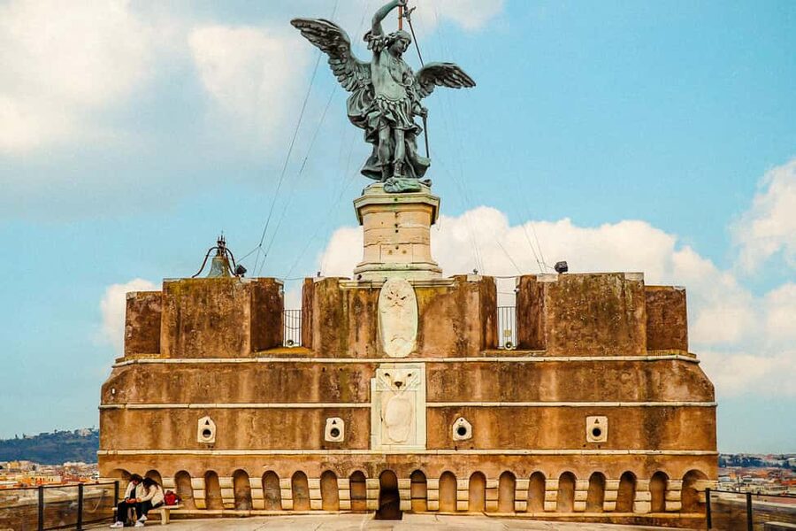 Rome: Skip-the-Line Castel Sant'Angelo Tickets & Audio Guide - Inside Castel Sant’Angelo: from Hadrian’s tomb to papal rooms