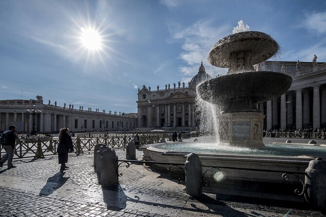 Rome: St Peter's Basilica and Papal Tombs Audio Guide - The highlight stops your eyes will want to chase