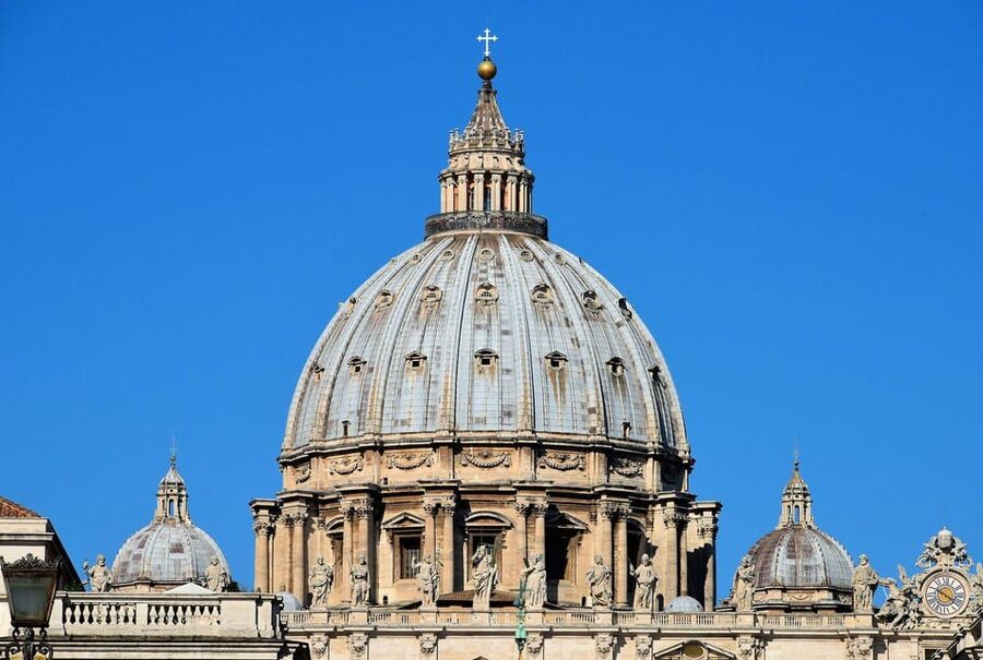 Rome: St.Peter's Basilica Audio Guide with Dome Tickets - Touring St. Peter’s Basilica Using the Audio Guide