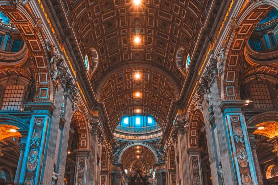 Rome:St. Peter's Basilica Hosted Entry + Official Audioguide - Timed entry at St. Peter’s: what it really changes for you