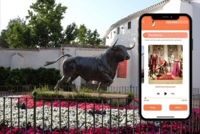 Ronda Historic Town: Self-guided tour created by Official Guide - Plaza del Socorro: Hercules, the church, and the Casino story