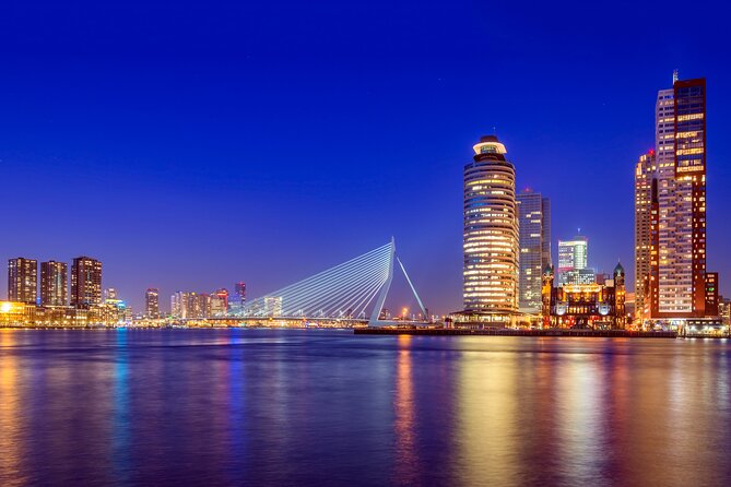 Rotterdam: City Walk Audio Guide in 7 Languages on your Phone - The Cube Houses: when architecture becomes personality