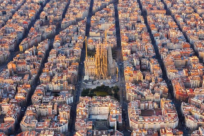 Sagrada Familia Skip The Queue With Audio Guide Tour - Dress code and rules that can cost you time