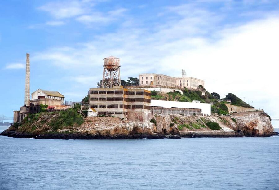 San Francisco: Alcatraz, Ferry & Audio Tour w/ Night Option - Should You Book This Alcatraz Audio Package?