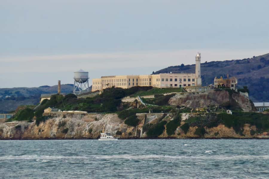 San Francisco: Alcatraz Ticket, Ferry, & Self-Guided App - Watch the Flies and the Wind: Small Comfort Issues That Matter