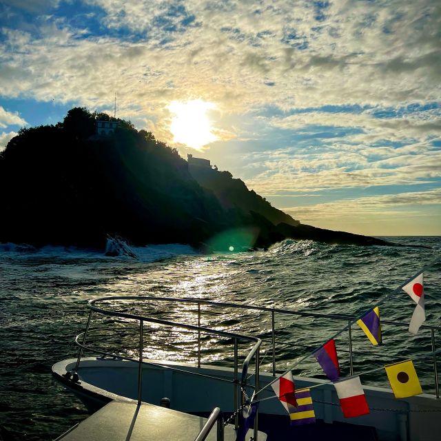 San Sebastian: Sustainable Catamaran Cruise with Audio Guide - Weather, cancellations, and why you should check before you commit