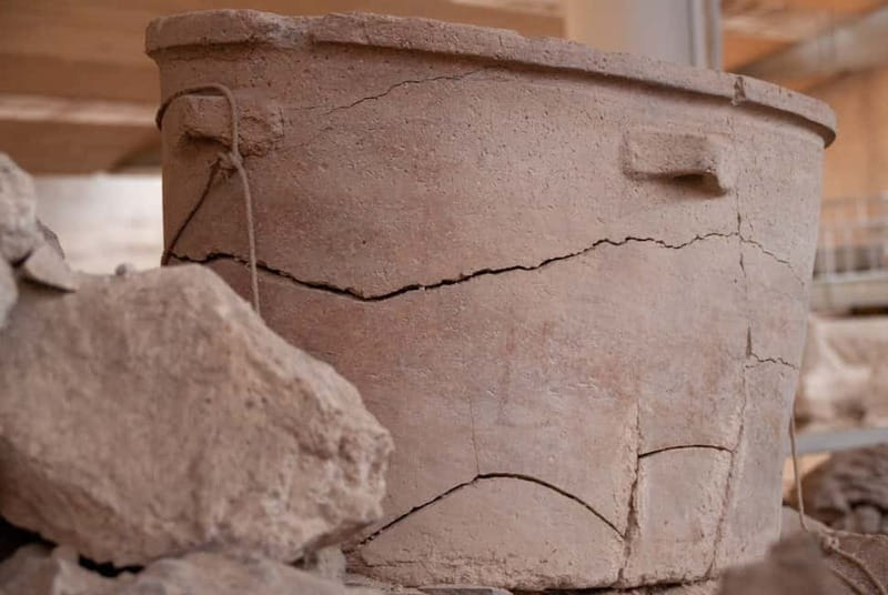 Santorini: Akrotiri Ticket with Optional Self-Guided Audios - Should you book this Akrotiri ticket with self-guided audios?
