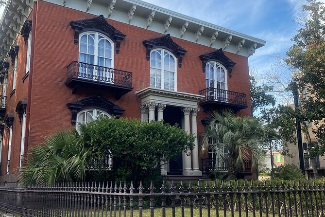 Savannah’s Historical District: A Self-Guided Audio Tour - Should you book Savannah’s Historical District self-guided audio tour?