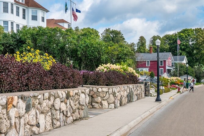 Scenic Mackinac Island: A Self-Guided Cycling Audio Tour - Why This Mackinac Island Cycling Audio Tour Works