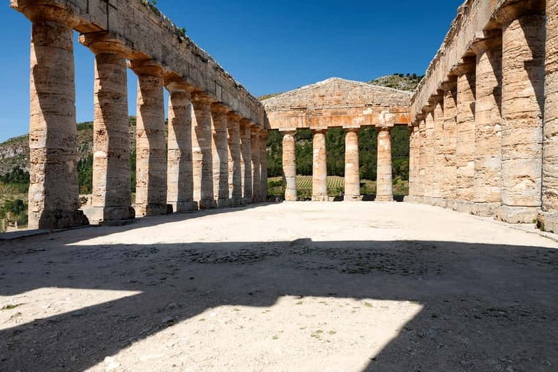 Segesta: Archeological Park Entry Ticket and App Audioguide - Start at the Doric Temple: The View-First Moment