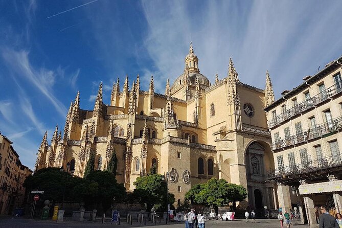 Segovia from the Aqueduct to the Alcazar: A Self-Guided Audio Tour - What Makes This Self-Guided Tour Work Well