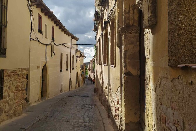 Segovia from the Aqueduct to the Alcazar: A Self-Guided Audio Tour - Logistics That Affect Your Day (More Than You Think)