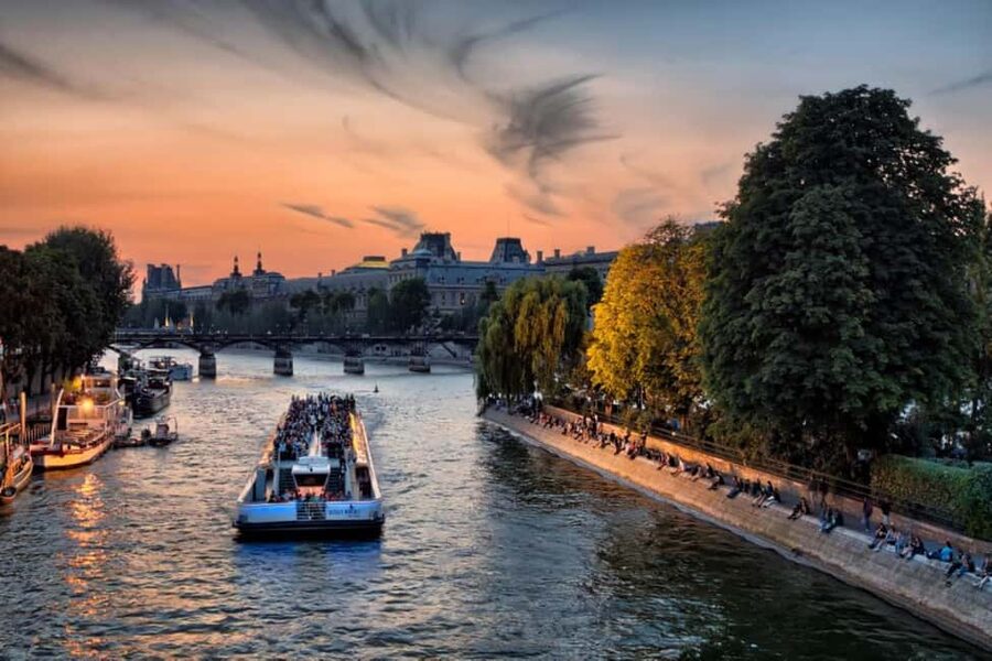 Seine River Cruise with Free Notre Dame Digital AudioGuide - Boarding at Bateaux Parisiens: Pier 03 by the Eiffel Tower