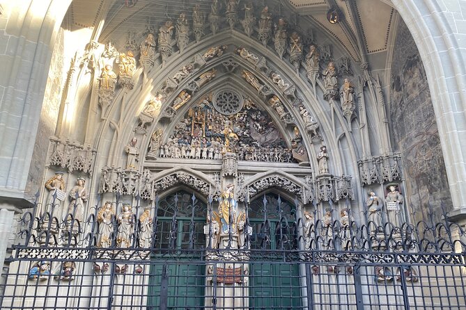 Self-Guided Audio City Tour in Bern - Churches in Bern: St. Peter and Paul, Nydegg, and the French Church