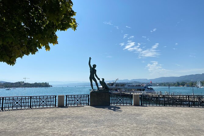 Self-Guided Audio City Tour in Zurich - Rathaus and Old Town power corridors: where politics meets daily life