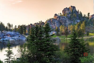 Self-Guided Audio Driving Tour in Black Hills and Mt Rushmore - Stop-by-stop: what each area gives you (and what to watch for)