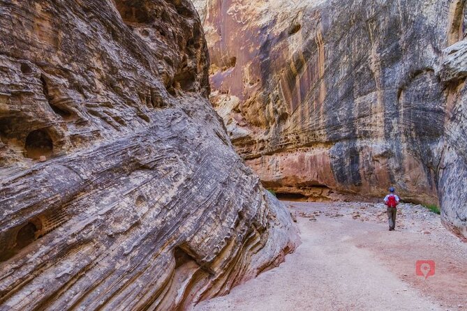 Self-Guided Audio Driving Tour in Capitol Reef - Capitol Gorge Trail: a 2.5-mile canyon extension with road rules