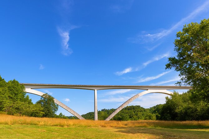 Self-Guided Audio Driving Tour in Natchez Trace Parkway - Stop 3: Leiper’s Fork—Small-Town Stops and Music-Industry Magic