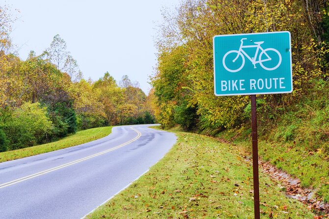 Self-Guided Audio Driving Tour in Natchez Trace Parkway - Stop 5: Muscle Shoals—Pick Your Hits From the Quad City Area