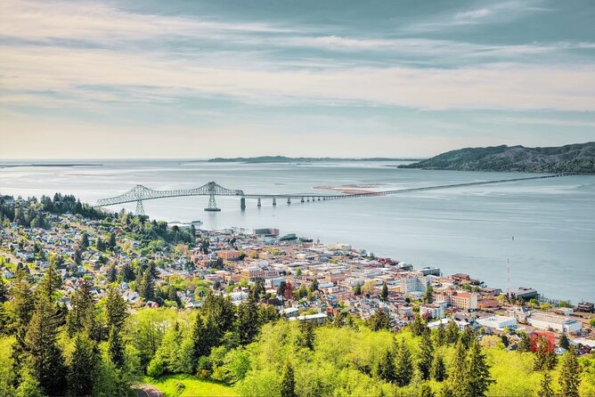 Self-Guided Audio Driving Tour in Oregon Coast - Why GPS-Triggered Oregon Coast Stories Beat a Fixed Itinerary