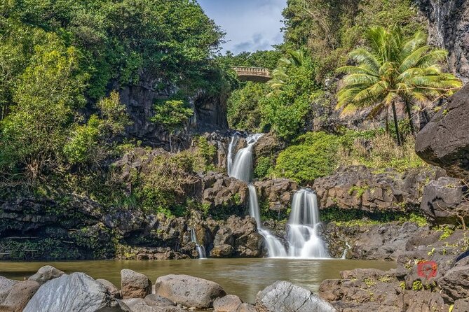 Self-Guided Audio Driving Tour in Road To Hana - A Road to Hana day plan: 8 hours vs 16 hours