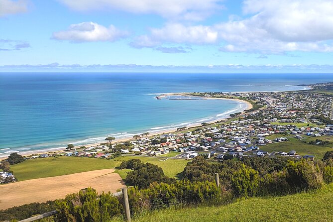 Self-Guided Audio Driving Tour of the Great Ocean Road, Australia - Your in-car co-pilot: location-based audio that plays as you drive