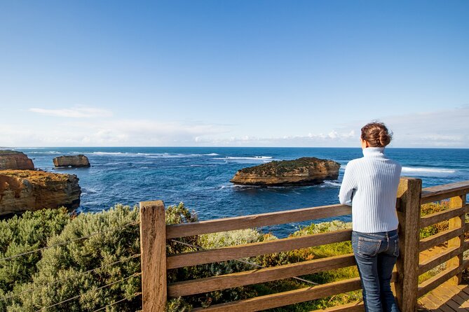 Self-Guided Audio Driving Tour of the Great Ocean Road, Australia - From Allansford to Cape Otway: starting with Australia’s oldest surviving lighthouse