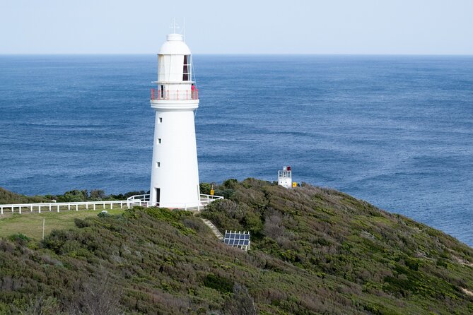 Self-Guided Audio Driving Tour of the Great Ocean Road, Australia - Aireys Inlet and the Split Point Lighthouse: panoramic views and the White Queen vibe