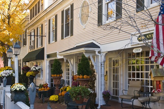 Self-Guided Audio Driving Tour of Vermont, RT100 Scenic Byway - Stowe: postcard town center, busy even when it looks relaxed