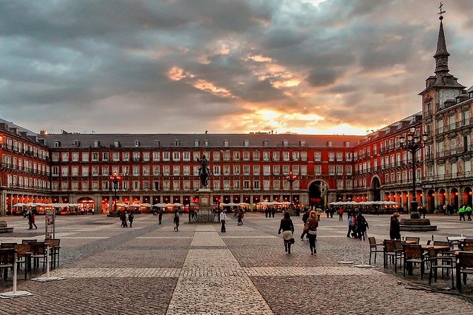 Self-Guided Audio Tour - Ghosts of Madrid: History and terror - Who this works best for (and who should skip it)