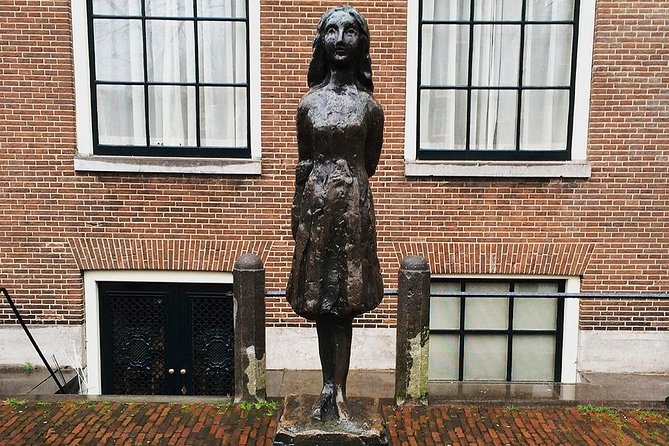 Self-Guided Audio Tour Holocaust Series: The Jewish Quarter - Dam Square: where the city’s medieval past sits next to wartime memory