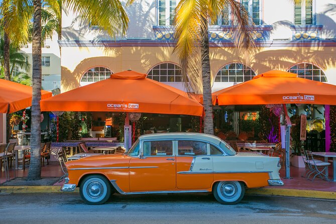 Self-Guided Audio Tour - Miami Art Deco - Starting on Ocean Drive: Art Deco Welcome Center to the Clevelander Bar