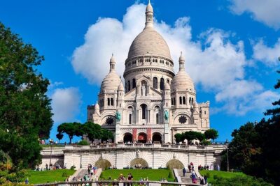 Self-Guided Audio Tour - Montmartre: The heart of art and bohemia - Starting at Sacré-Cœur: a high-impact first stop