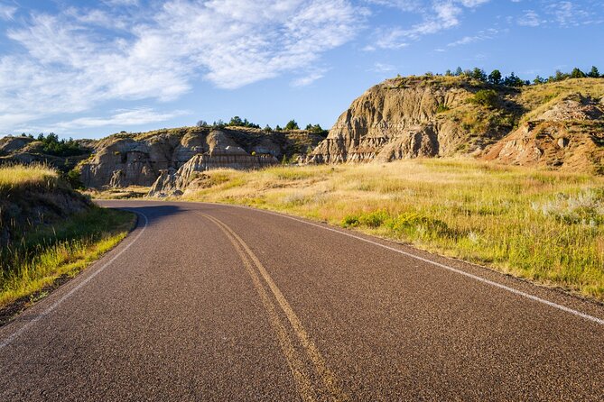 Self Guided Audio Tour of Theodore Roosevelt National Park - How it plays: GPS autoplay, offline prep, and your phone as the guide