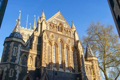 Self-Guided Audio Tour - Shakespearean London - London Bridge stop: the river edge of the story