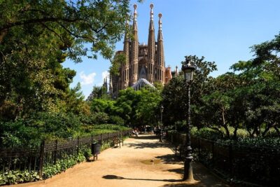 Self-Guided Audio Tour - The Kingdom of Mallorca - Catedral-Basílica de Santa María de Mallorca: the walk begins with an icon
