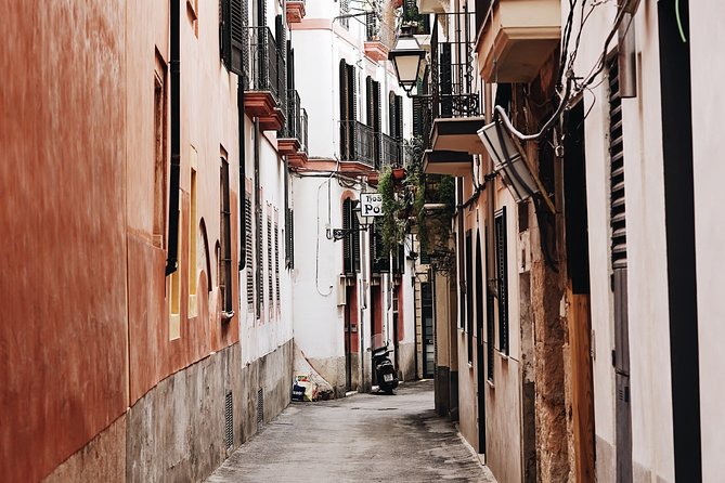 Self-Guided Audio Tour - The Legends of Palma - Santa Eulàlia Church: where the Drac legend gets going