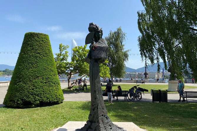Self-Guided Audio Tour to the Many Faces of Geneva - How the audio tour works from Sissi to Escalade