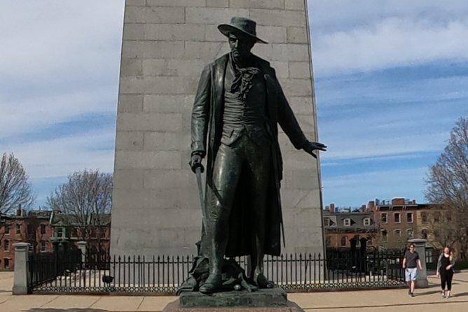 Self Guided Classic Freedom Trail Location Aware (GPS) Walking Audio Tour - Faneuil Hall energy to Union Oyster House breaks and JFK table lore