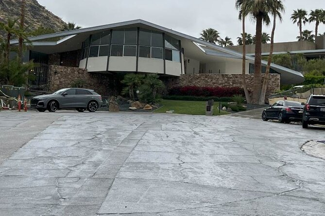 Self Guided Driving Audio Tour of Palm Springs - Indian Canyons and Palm-Oasis Hikes: Walk, Then Cruise