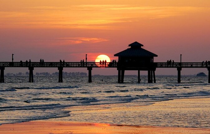 Self-Guided Fort Myers Scavenger Hunt: His Greatest Invention - Key Things I’d Notice First