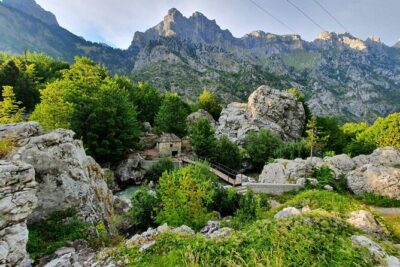 Self-Guided Hiking Tour: Theth, Valbona & Koman Lake in 5 days - Day 2: Grunas Waterfall and why a 3-hour hike feels like a gift